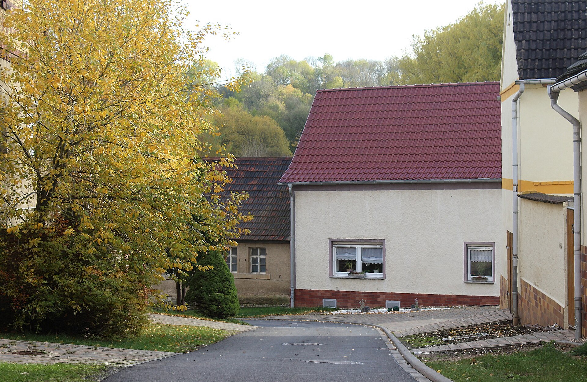 Village street at Waidastraße in Esperstedt, Saxony-Anhalt